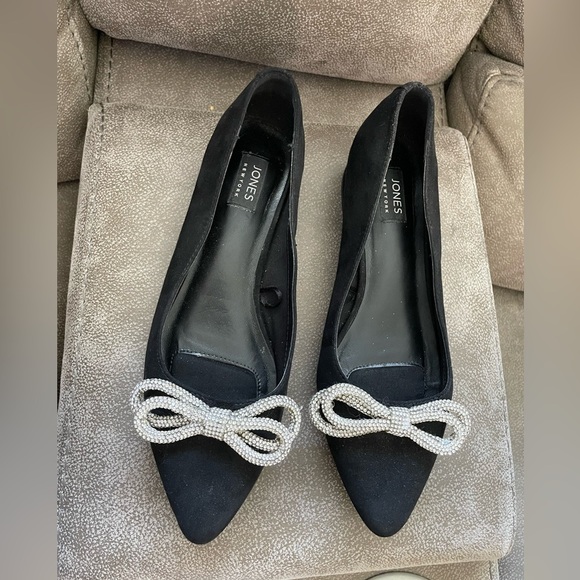 Jones New York Shoes - Jones New York black and silver suede flats elegant loafers